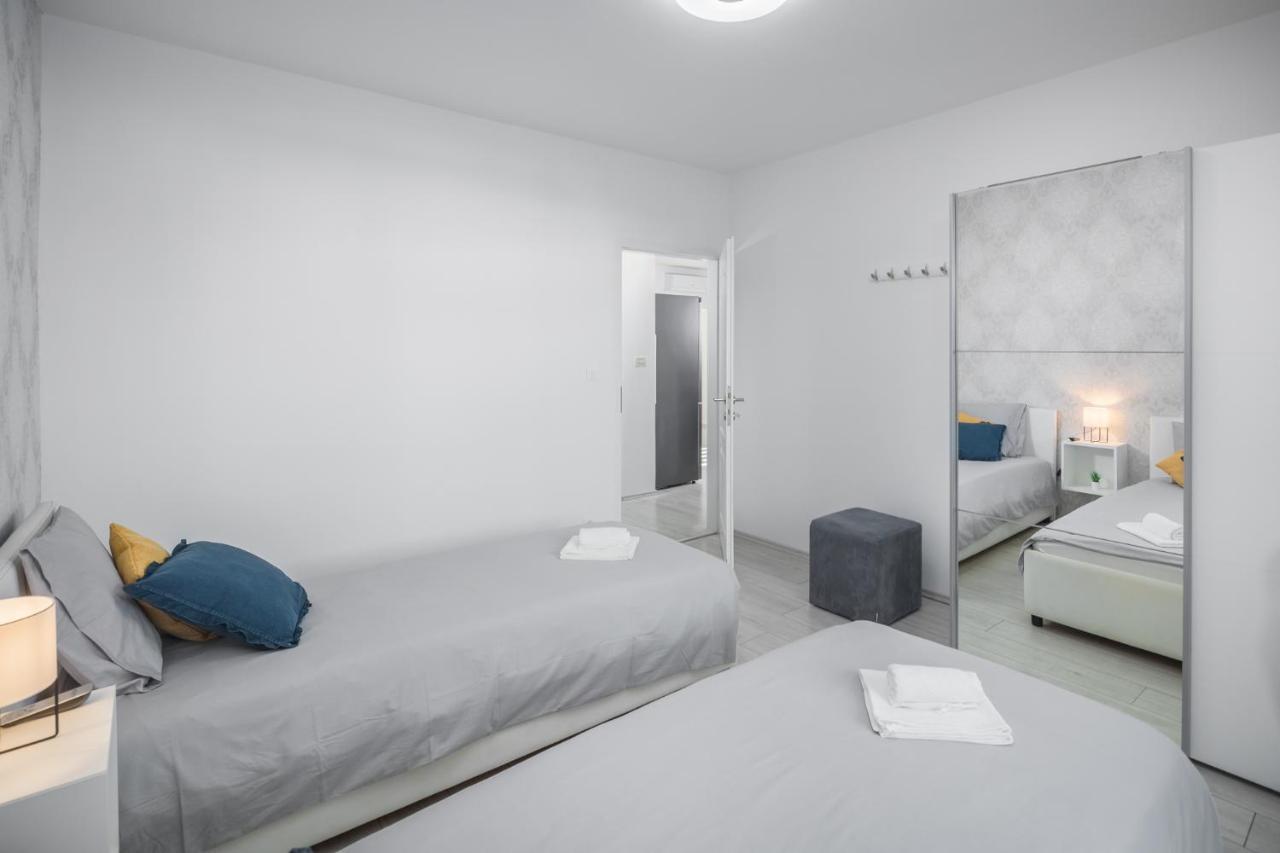 Apartment Sea Pearl Poreč Eksteriør billede